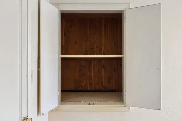 a view of front door