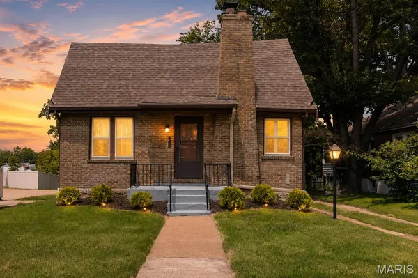 $239,000 | 7483 Hoover Avenue, St. Louis, MO 63117