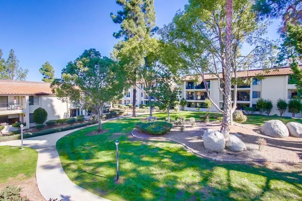 17617 Pomerado Road, Unit 215 San Diego, CA 92128 - Photo 30 of 57