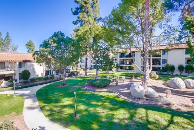 $3,900 | 17617 Pomerado Road, Unit 215, San Diego, CA 92128