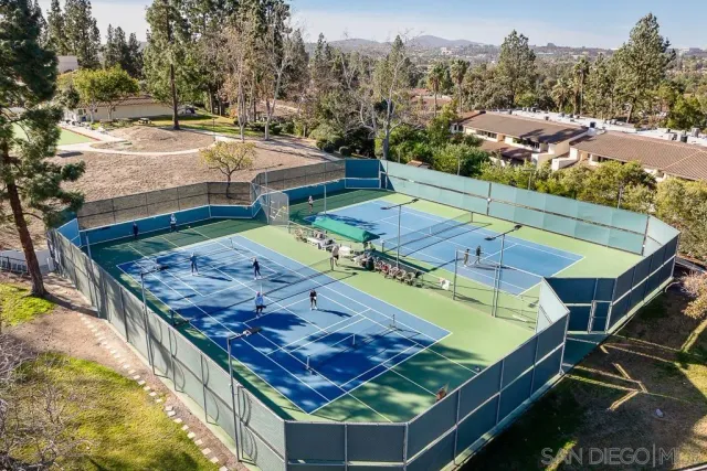 $3,900 | 17617 Pomerado Road, Unit 215, San Diego, CA 92128