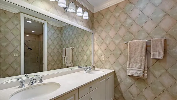 $899,900 | 235 Cocoanut Avenue, Unit 117C, Sarasota, FL 34236