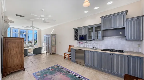 $899,900 | 235 Cocoanut Avenue, Unit 117C, Sarasota, FL 34236