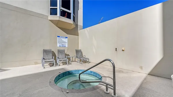 $899,900 | 235 Cocoanut Avenue, Unit 117C, Sarasota, FL 34236