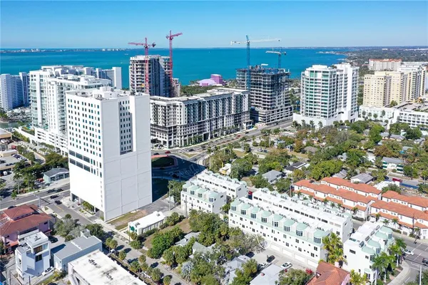 $899,900 | 235 Cocoanut Avenue, Unit 117C, Sarasota, FL 34236