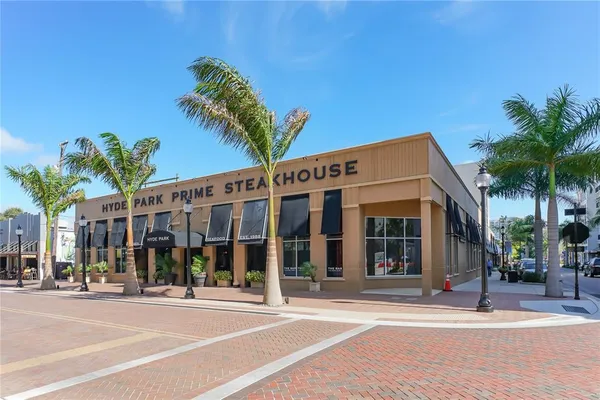 $899,900 | 235 Cocoanut Avenue, Unit 117C, Sarasota, FL 34236