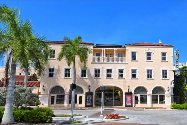 $899,900 | 235 Cocoanut Avenue, Unit 117C, Sarasota, FL 34236