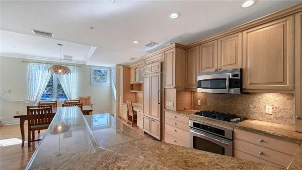 $899,900 | 235 Cocoanut Avenue, Unit 117C, Sarasota, FL 34236