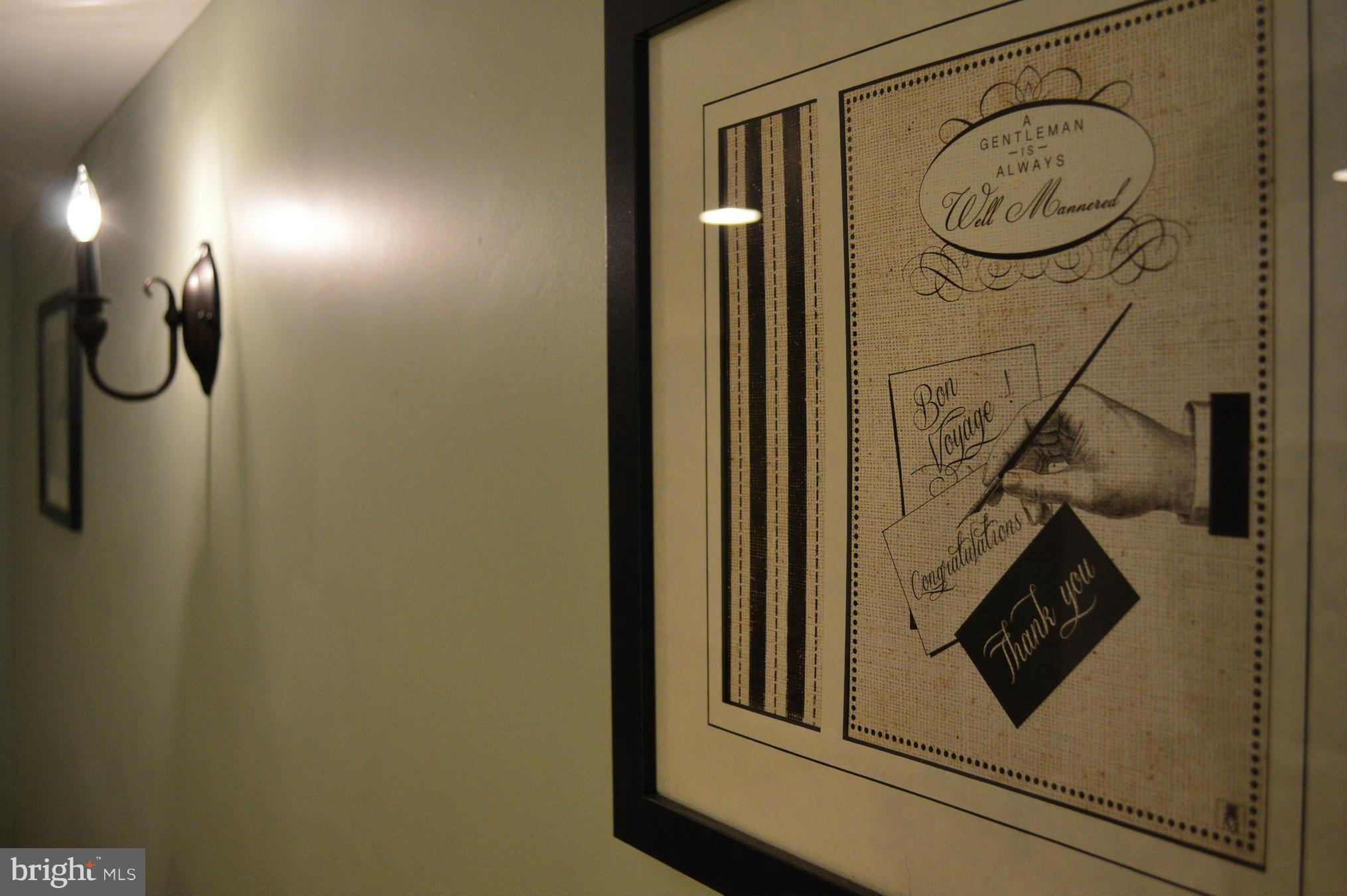 4926 West Hills Road Baltimore, MD 21229 - Photo 16 of 30 Interior (General)