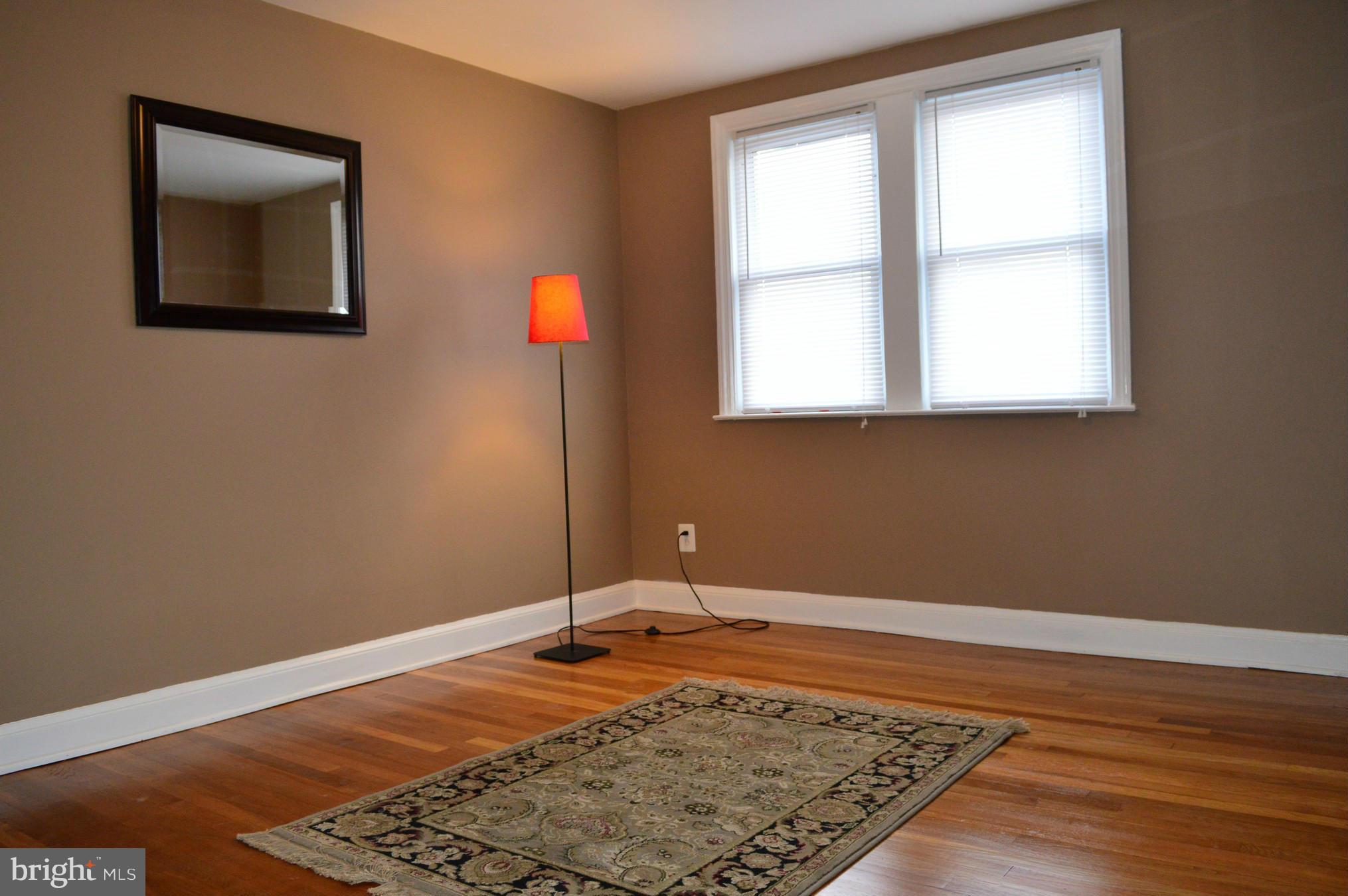 4926 West Hills Road Baltimore, MD 21229 - Photo 25 of 30 Bedroom