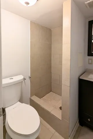 $1,750 | 1710 North Raynor Avenue, Crest Hill, IL 60403