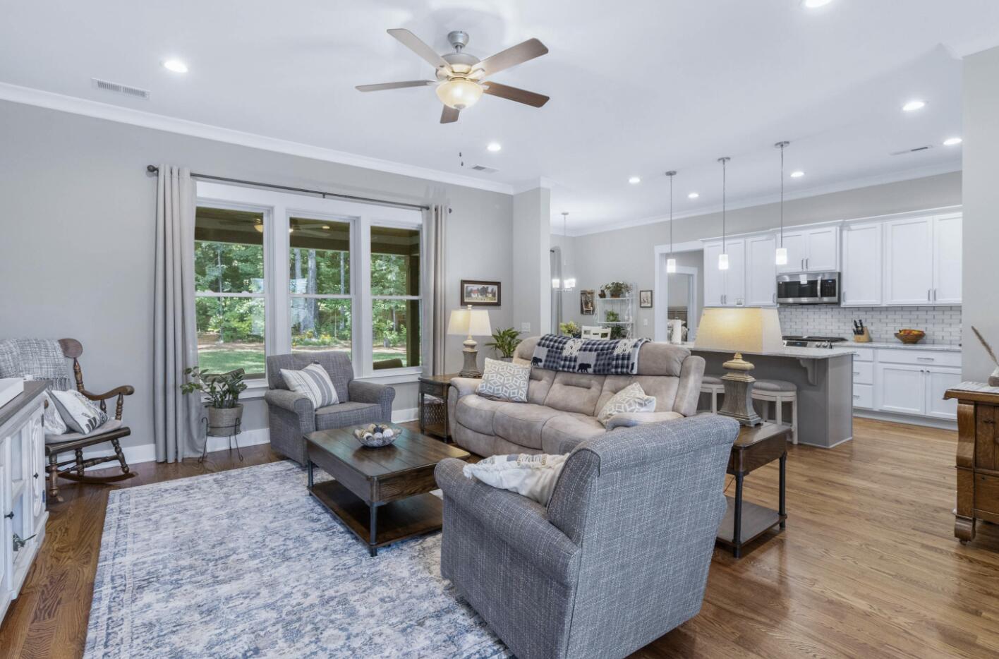 5011 Virginia Pine Road Signal Mountain, TN 37377 - Photo 5 of 21 Living