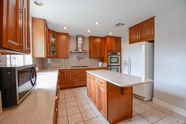 $735,000 | 640 Ferguson Court, Dixon, CA 95620