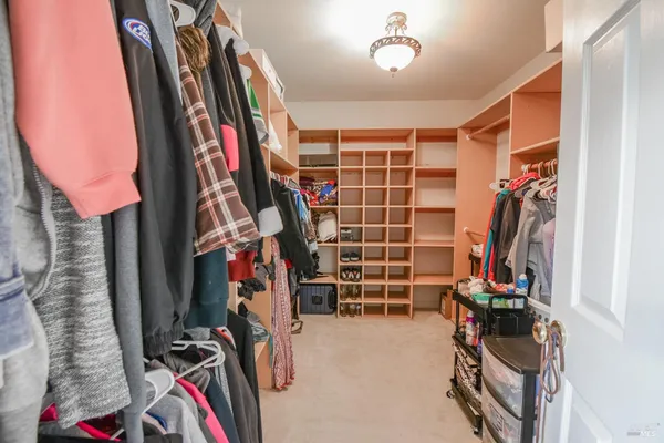 $735,000 | 640 Ferguson Court, Dixon, CA 95620