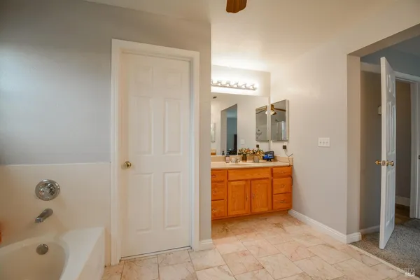 $735,000 | 640 Ferguson Court, Dixon, CA 95620