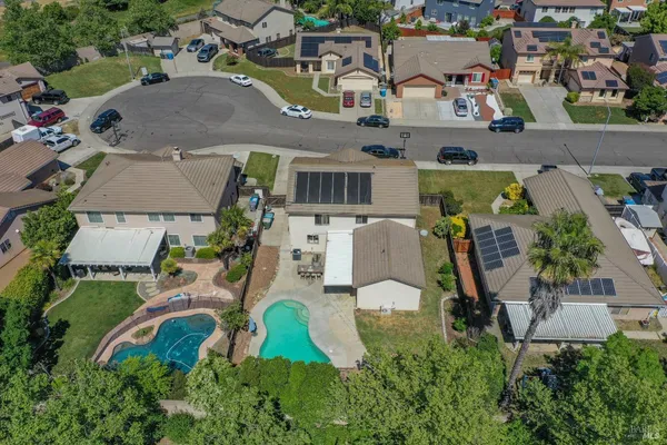 $735,000 | 640 Ferguson Court, Dixon, CA 95620