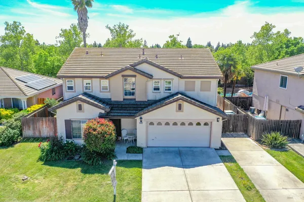 $735,000 | 640 Ferguson Court, Dixon, CA 95620