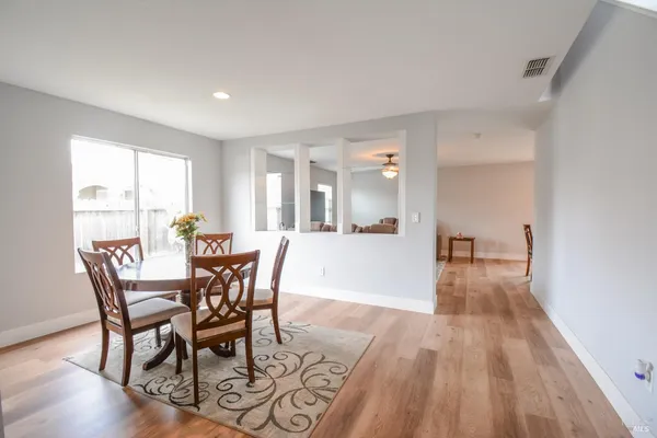 $735,000 | 640 Ferguson Court, Dixon, CA 95620