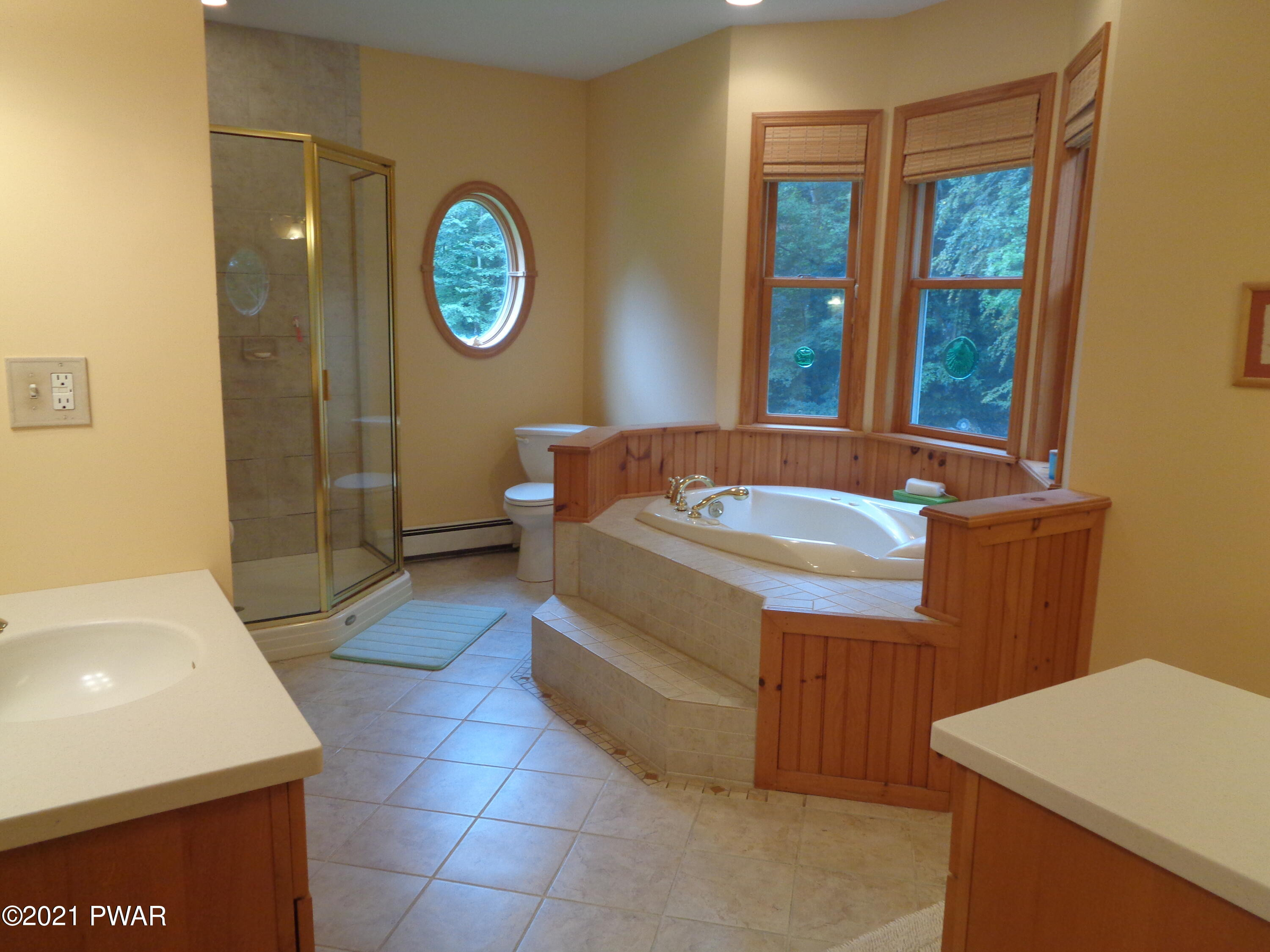210 Husson Road Milford, PA 18337 - Photo 27 of 68 Master Bath
