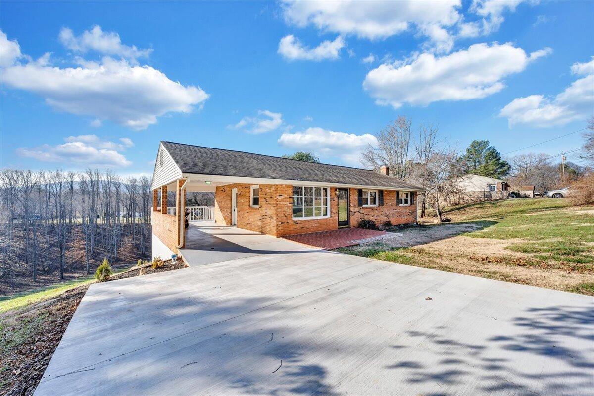 1715 Bandy Mill Road Hardy, VA 24101 - Photo 3 of 34 32-MIB02619