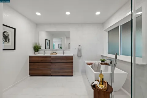 $2,549,000 | 5 Wanda Lane, Orinda, CA 94563