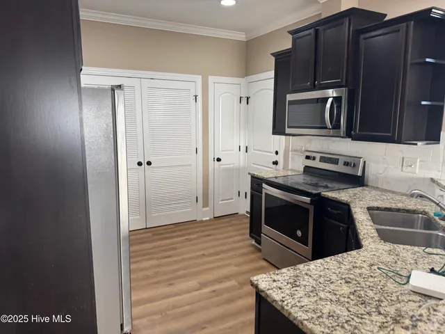 $1,500 | 3500 Ellsworth Drive, Unit A, Greenville, NC 27834