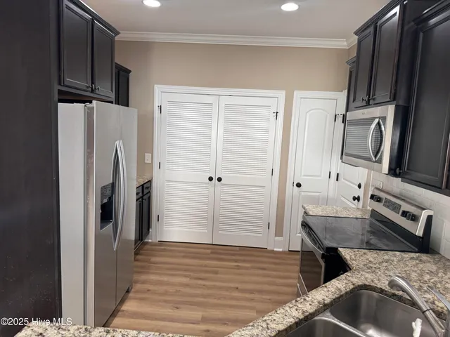 $1,500 | 3500 Ellsworth Drive, Unit A, Greenville, NC 27834