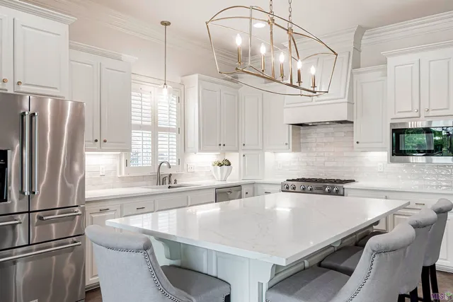 $850,000 | 14628 Memorial Tower Drive, Baton Rouge, LA 70810