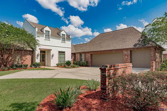 $850,000 | 14628 Memorial Tower Drive, Baton Rouge, LA 70810