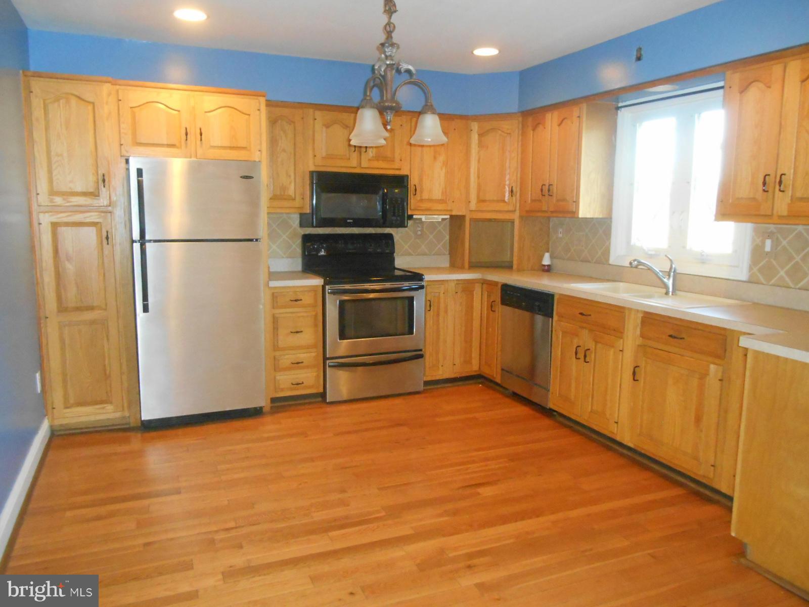 4150 Salem Bottom Road Westminster, MD 21157 - Photo 8 of 26 Kitchen