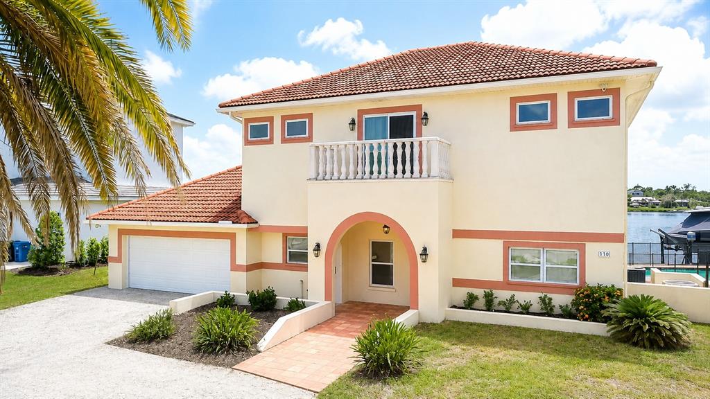919 Key Way Nokomis, FL 34275 - Photo 1 of 70