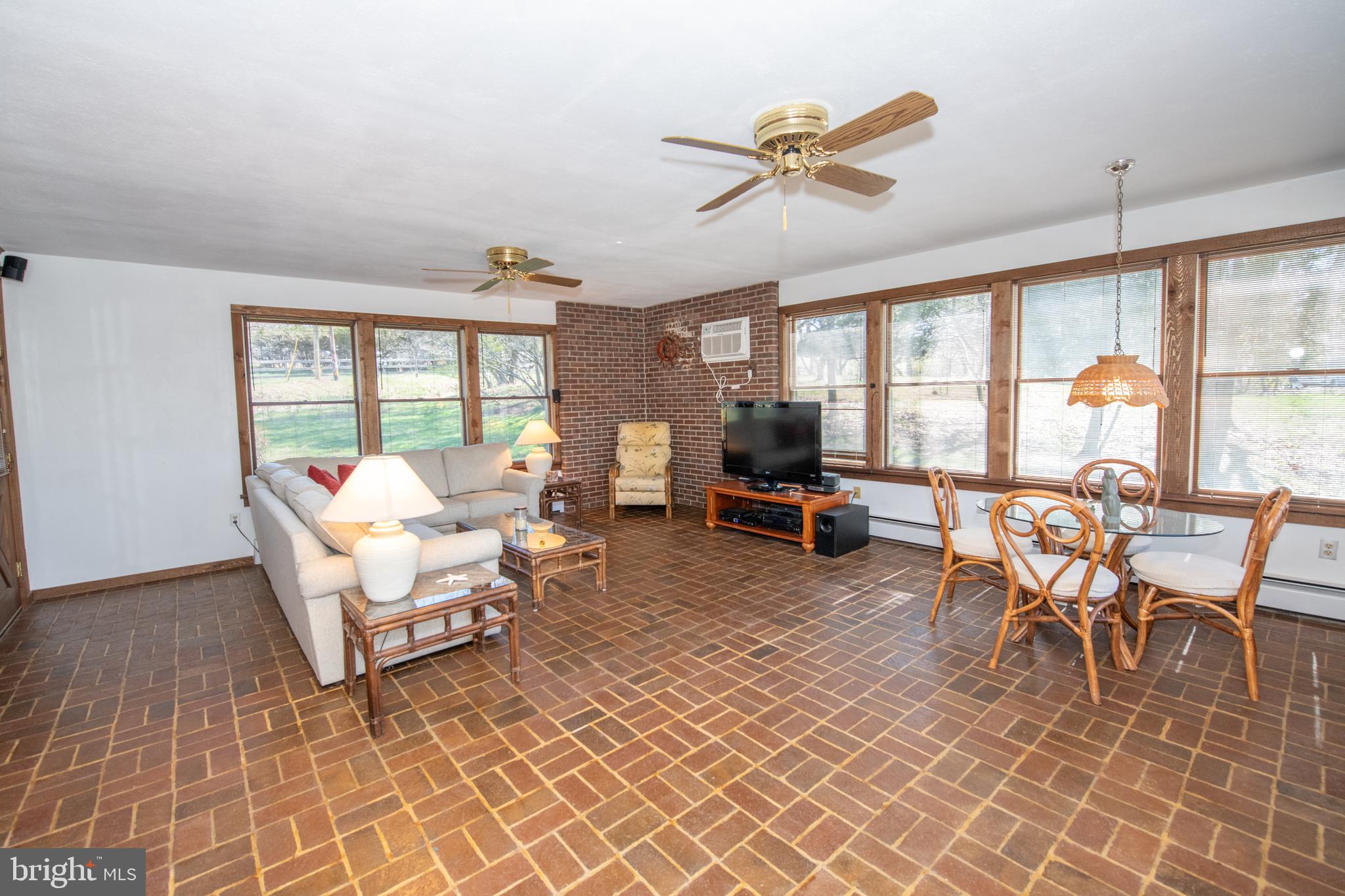 423 Brownsburg Road, Unit W Newtown, PA 18940 - Photo 45 of 109 Sunroom
