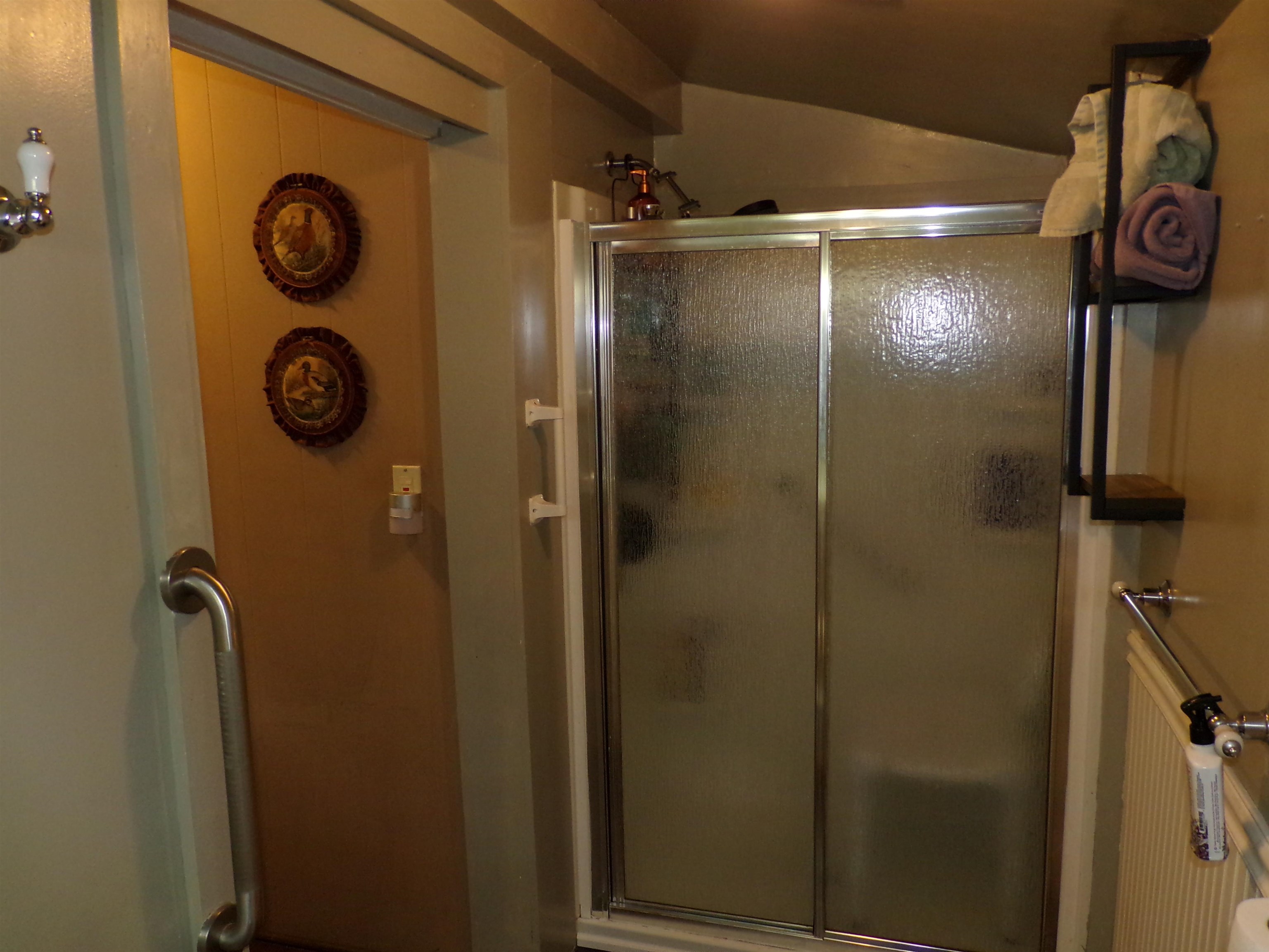 51 Addison Street Laconia, NH 03246 - Photo 17 of 54