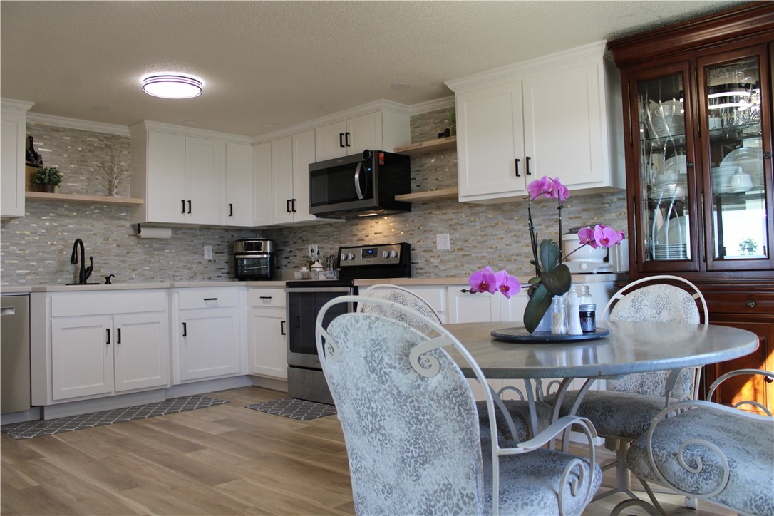 1529 East 2300 North Road Findlay, IL 62534 - Photo 8 of 27 Gallery Image 8