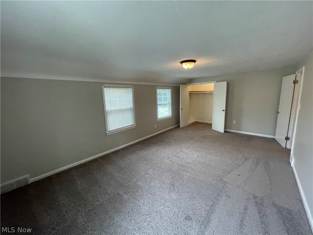 1292 Croyden Road Lyndhurst, OH 44124 - Photo 17 of 26