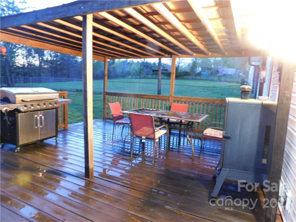 966 Rock House Road Marion, NC 28752 - Photo 45 of 48 Gallery Image 45
