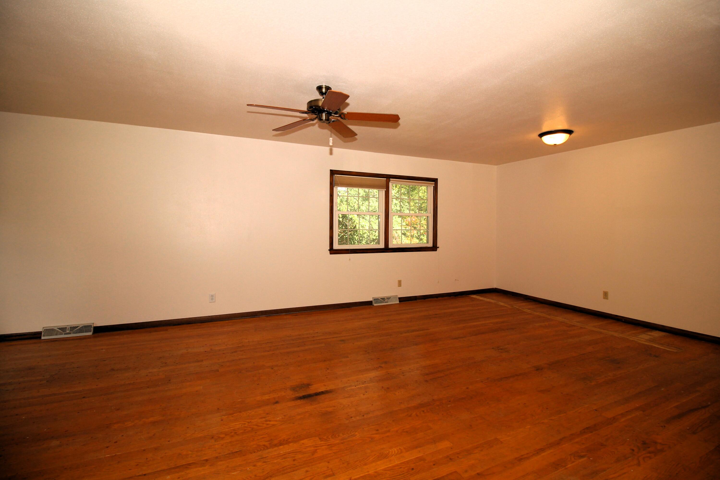 19010 West Main Street Lannon, WI 53046 - Photo 11 of 49 Living Room