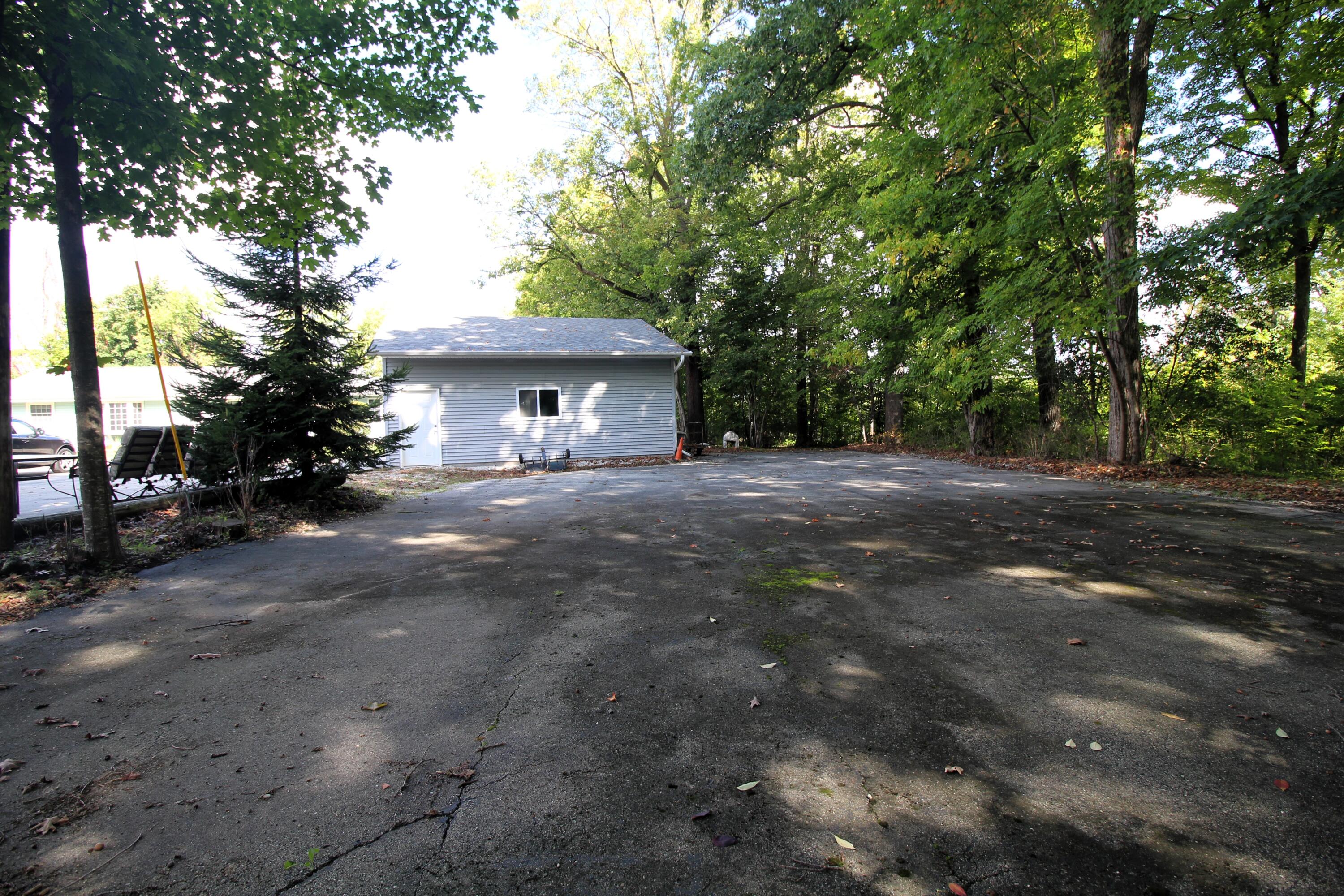 19010 West Main Street Lannon, WI 53046 - Photo 27 of 49 Parking