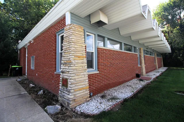 $749,900 | 19010 West Main Street, Lannon, WI 53046