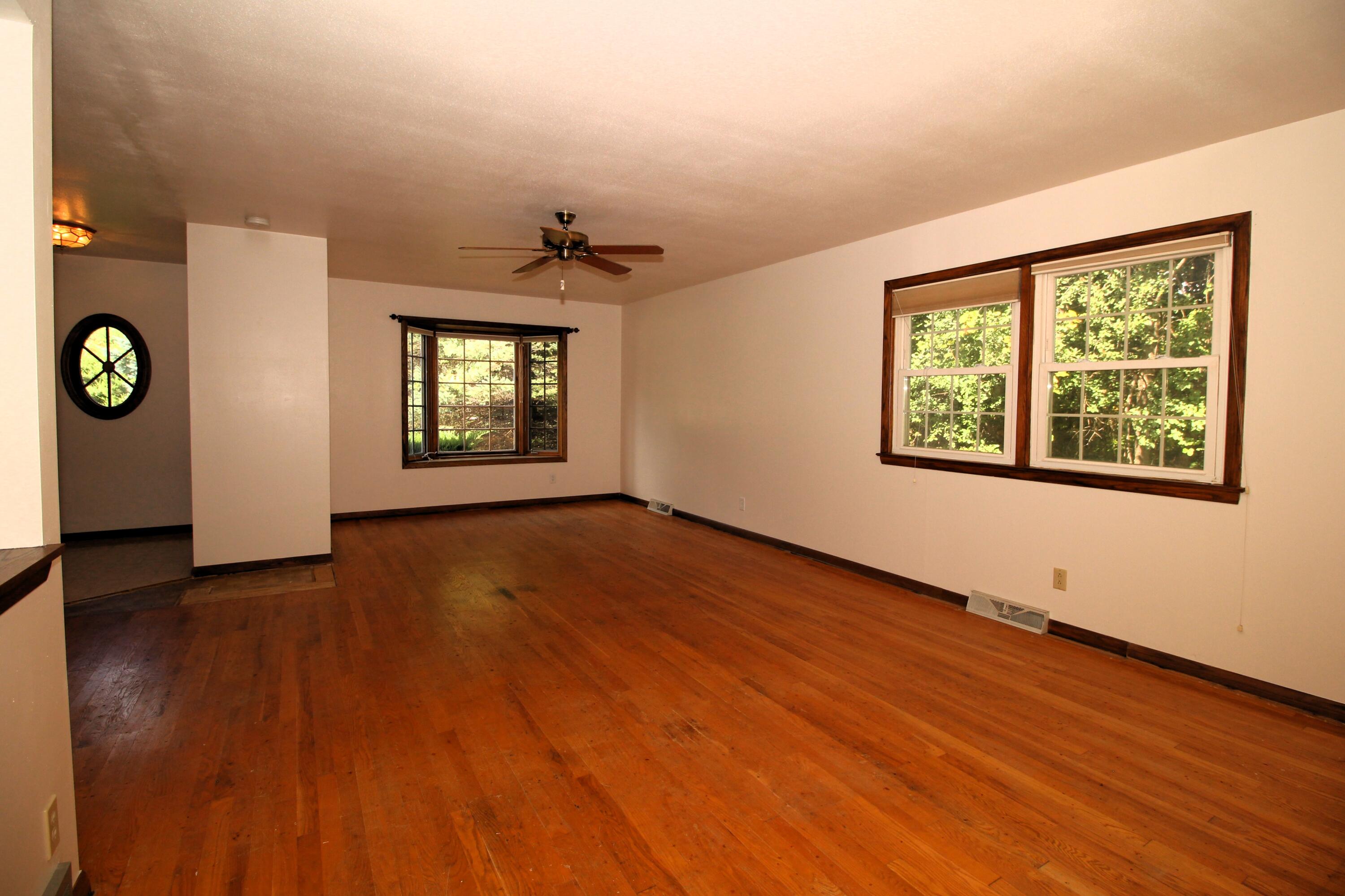 19010 West Main Street Lannon, WI 53046 - Photo 10 of 49 Living Room