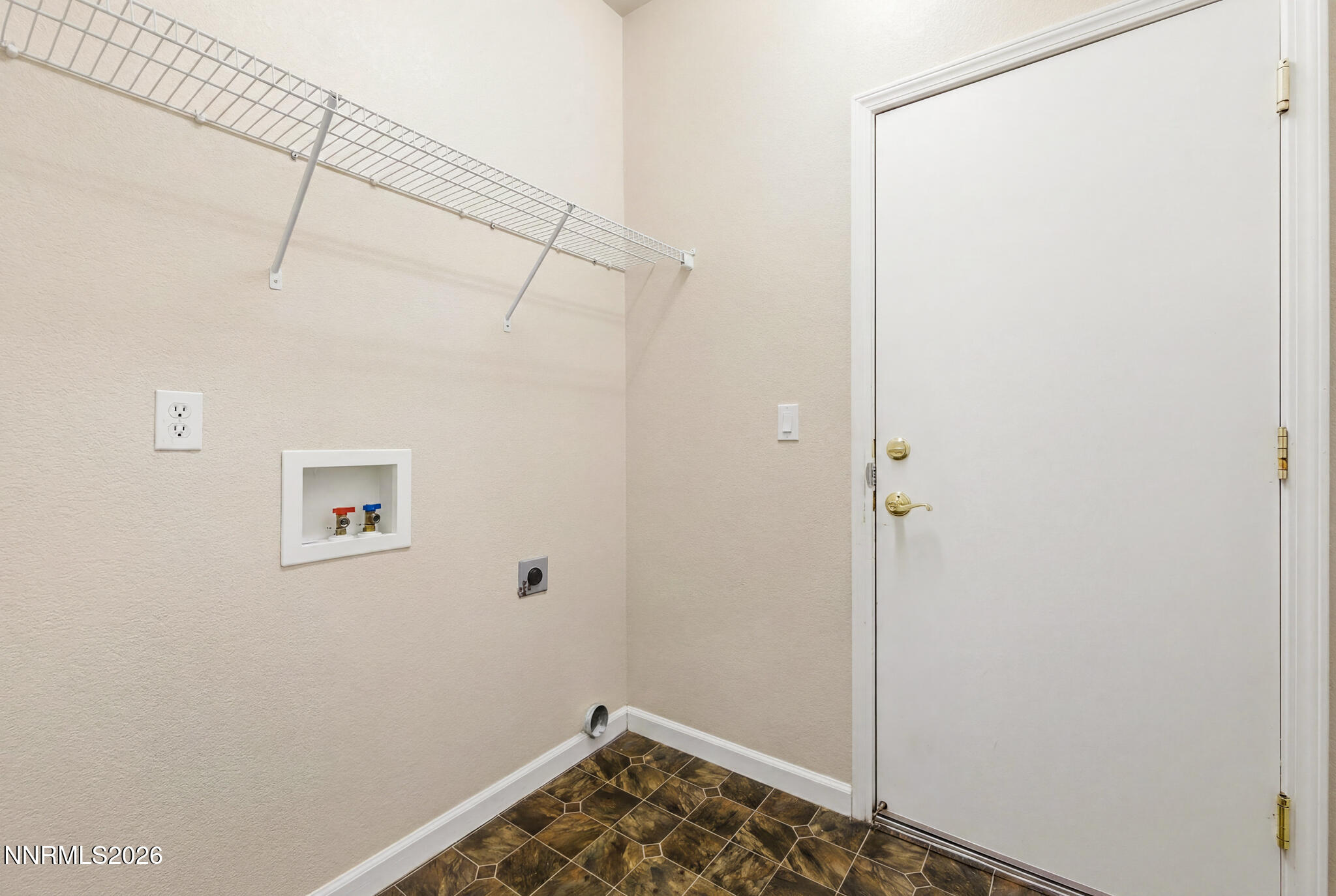9015 Alsandair Court Reno, NV 89506 - Photo 19 of 43 Alsandair-24