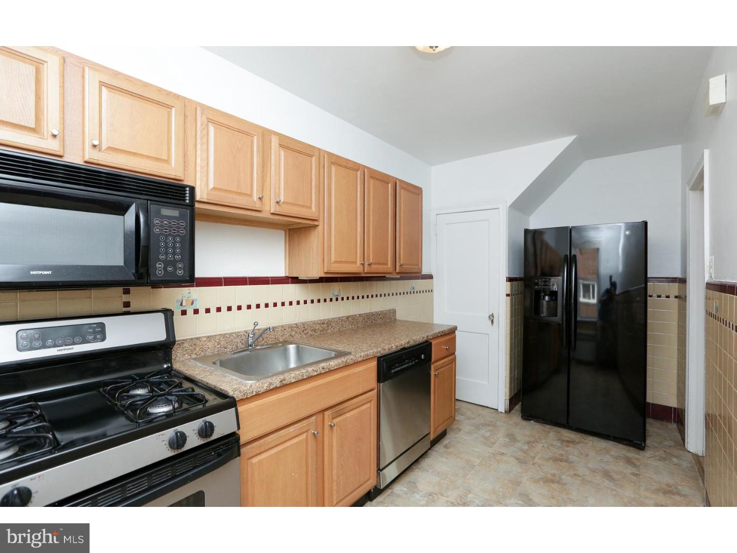 7403 Rugby Street Philadelphia, PA 19138 - Photo 11 of 25 Kitchen