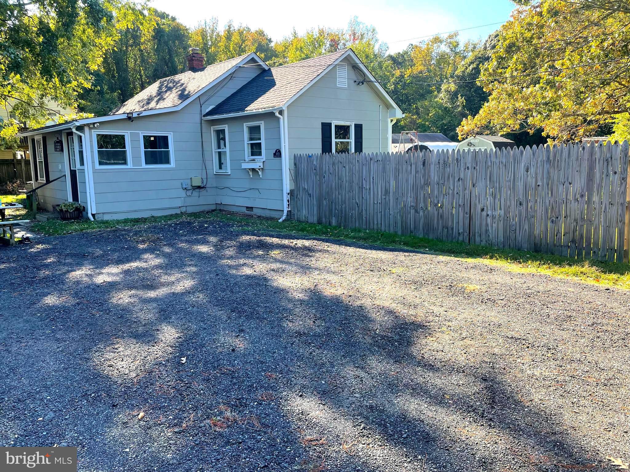 4828 Woods Wharf Road Shady Side, MD 20764 - Photo 2 of 22