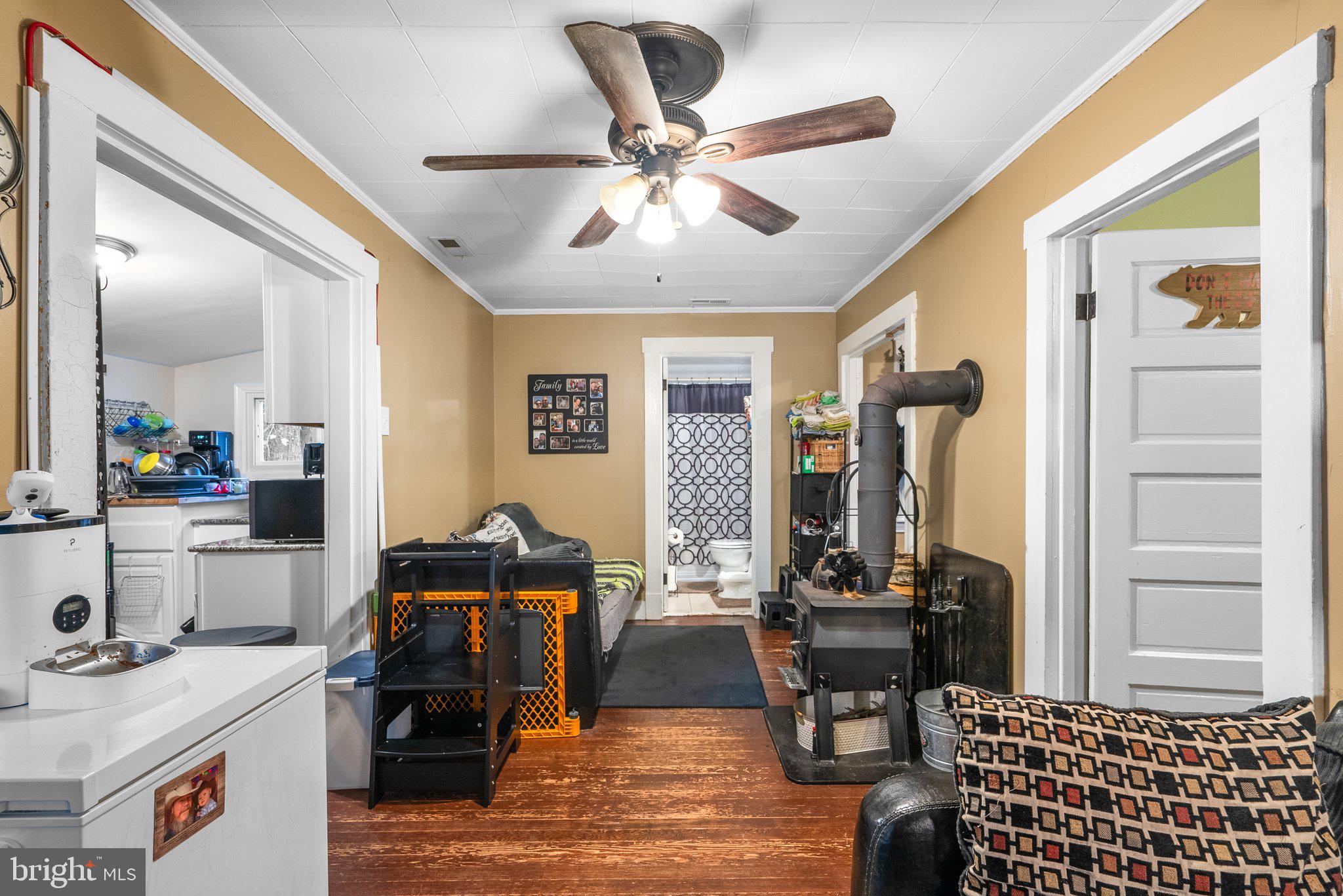 4828 Woods Wharf Road Shady Side, MD 20764 - Photo 7 of 22