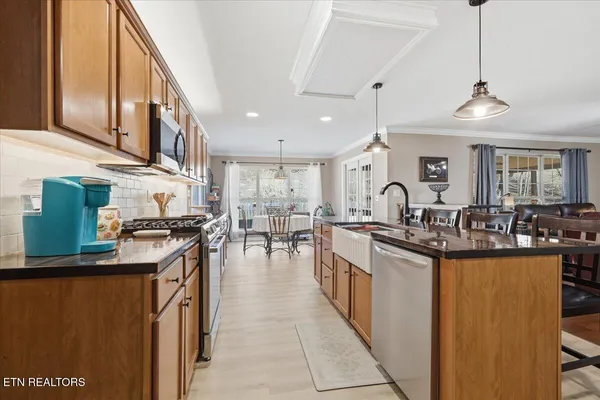 $515,000 | 1451 Wineberry Road, Powell, TN 37849