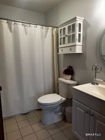 $210,000 | 24 Millbrook Court, Unit 24, Newington, CT 06111