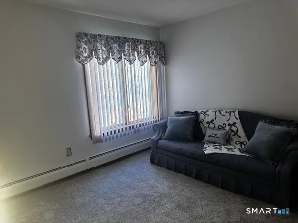$210,000 | 24 Millbrook Court, Unit 24, Newington, CT 06111