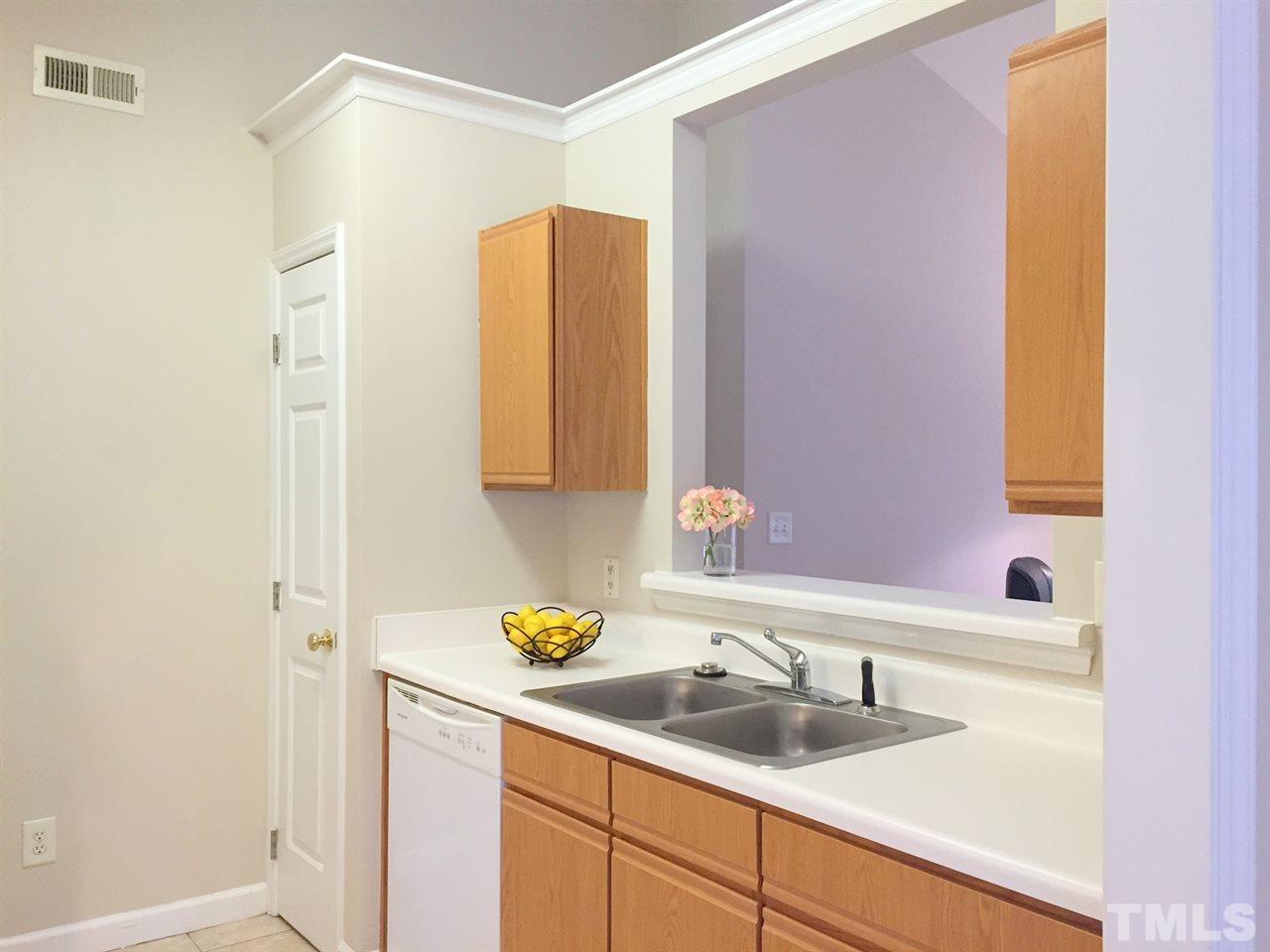 3204 Stedman Drive Raleigh, NC 27607 - Photo 10 of 22
