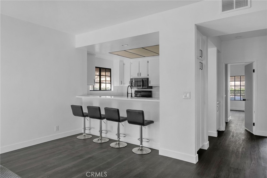 16211 Downey Avenue, Unit 68 Paramount, CA 90723 - Photo 11 of 23