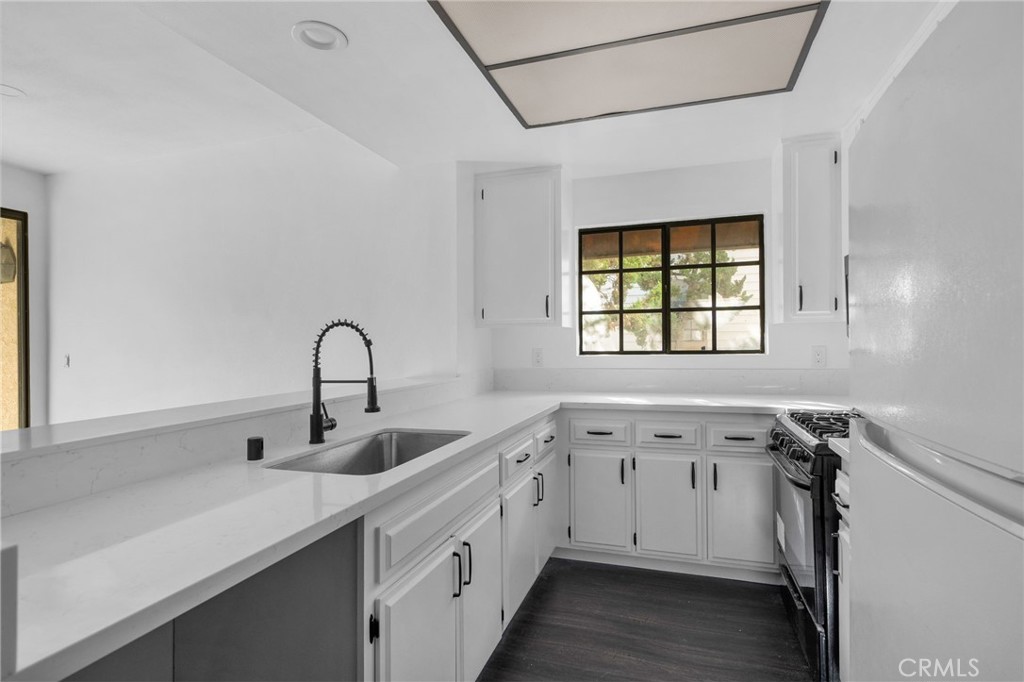 16211 Downey Avenue, Unit 68 Paramount, CA 90723 - Photo 12 of 23